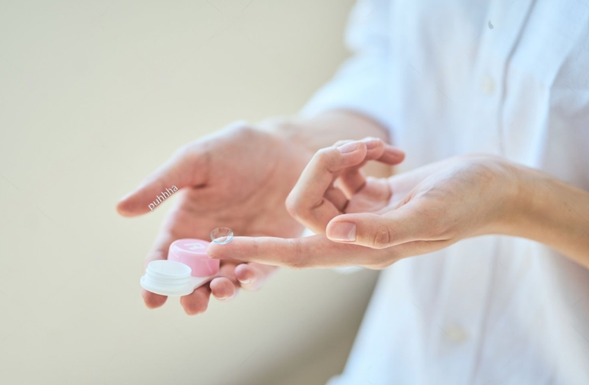 Best Practices for Contact Lens Hygiene