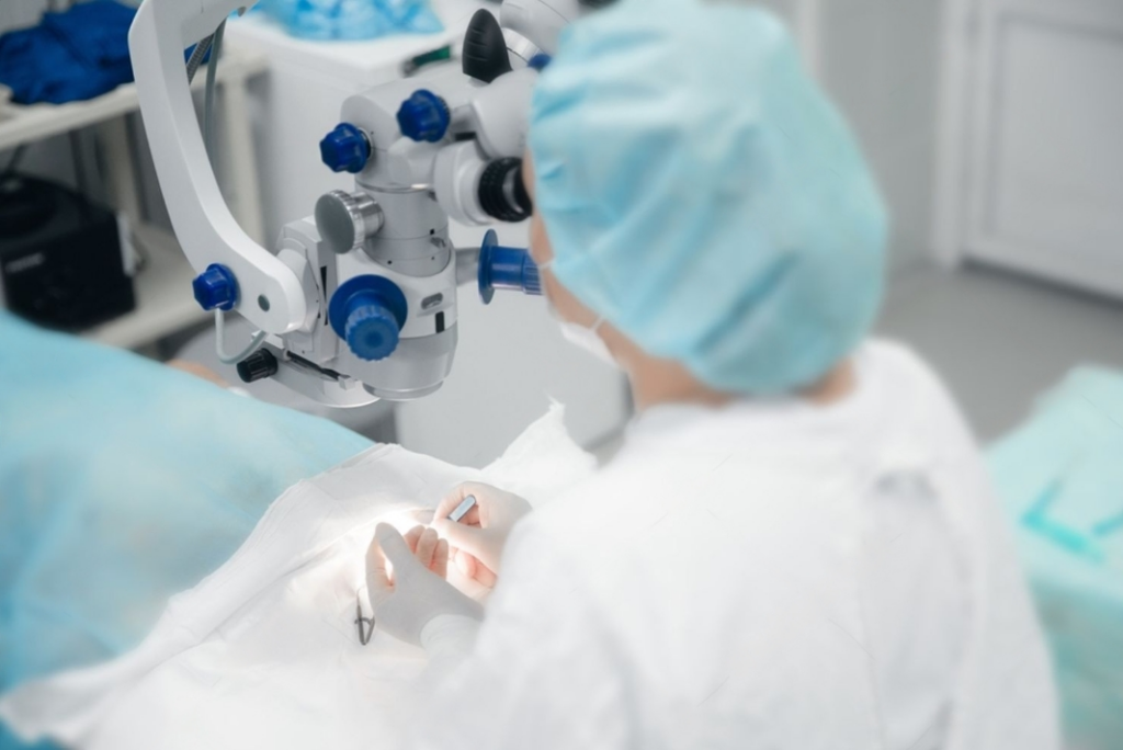 The Importance of Sharing Your LASIK History with your Cataract Surgeon
